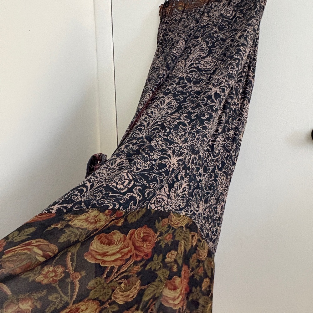 Nothing Matches Women's Elegant Multicolor Midi Skirt